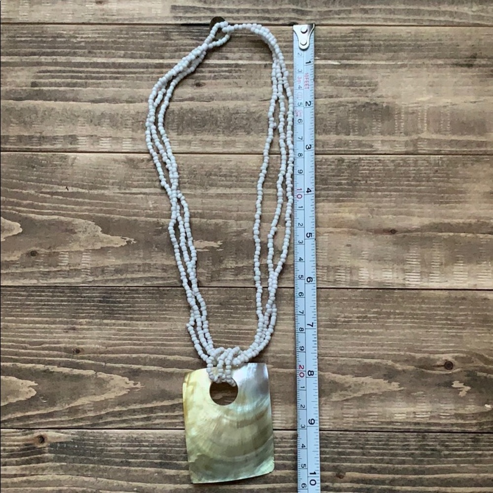 Shell Necklace - Picture 4 of 5